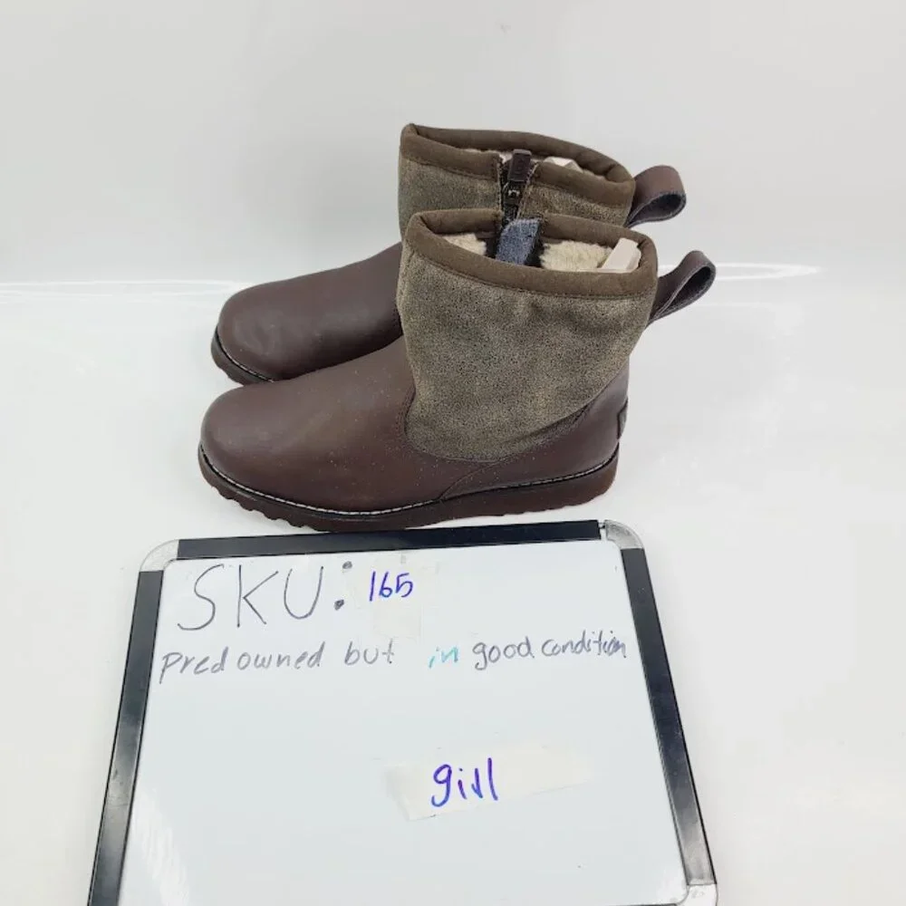 UGG Girl's Brown Khaki Bayson 1013423K‎ Leather Ankle Winter Snow Boot Size 4